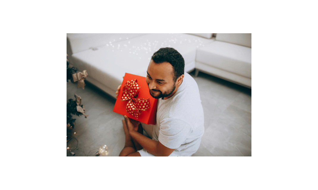  Idées cadeaux Noël pour hommes – Soins et accessoires pour barbe | Men Who Care